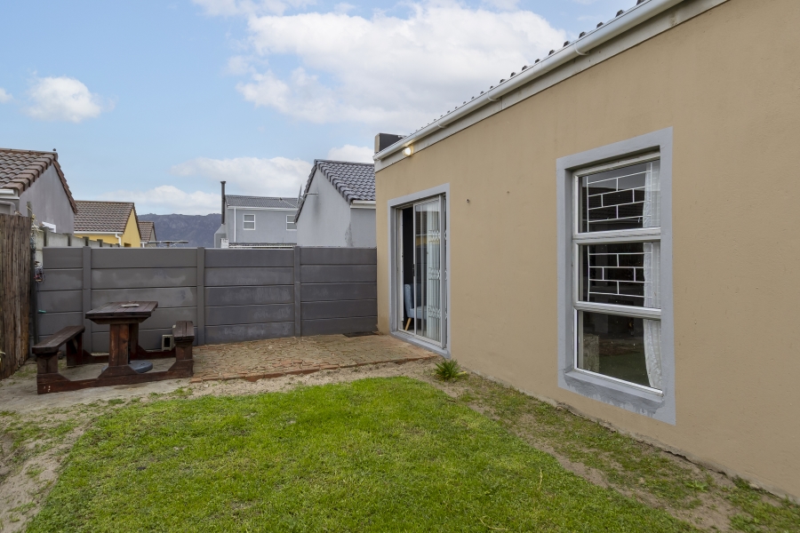 3 Bedroom Property for Sale in Broadlands Village Western Cape